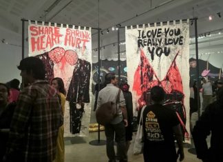 Halaman Bermain Seni Rupa Pop