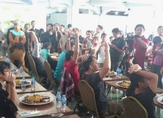 Keseruan Wagyu Eating Competetion