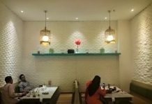 Mencicipi Makanan Rumah Mama Malaka