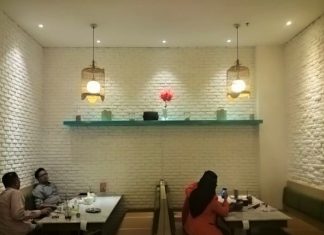 Mencicipi Makanan Rumah Mama Malaka